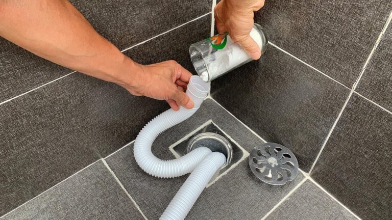 Questo semplice gesto trasforma i tubi PVC in strumenti geniali per ogni casa…