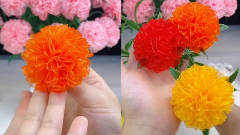 Questo semplice gesto trasforma il tessuto in rose mozzafiato… Scopri come!