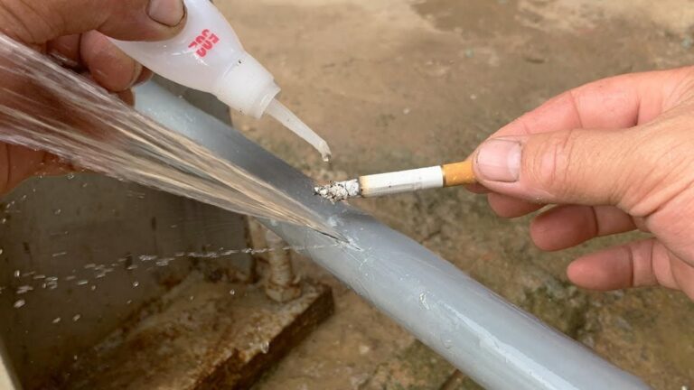 Questo trucco sorprendente ripara tubi PVC con materiali che hai già in casa…