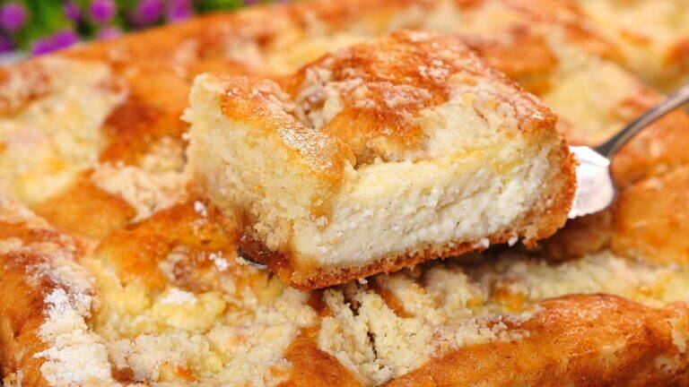 Una torta delicata in pochi minuti! Semplice e deliziosa!